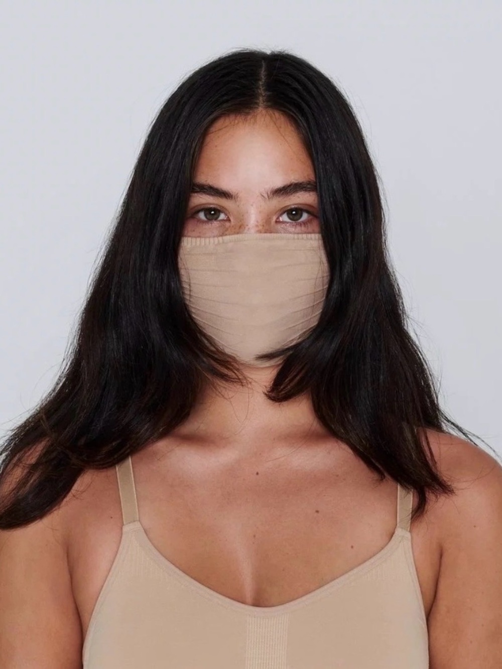BNWOT Skims Seamless Sculpt Face Mask
Clay